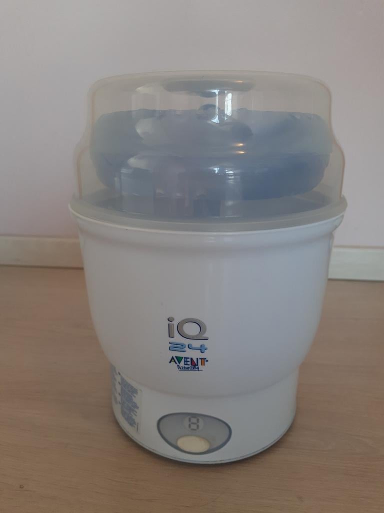 Compleet Avent sterilisator met flessen ,spenen, slabbers, Ophalen, Zo goed als nieuw