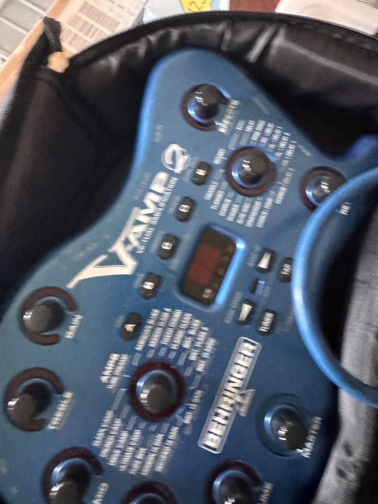 Behringer V-Amp 2 Gitaar, Muziek en Instrumenten, Ophalen, Gebruikt, Gitaar