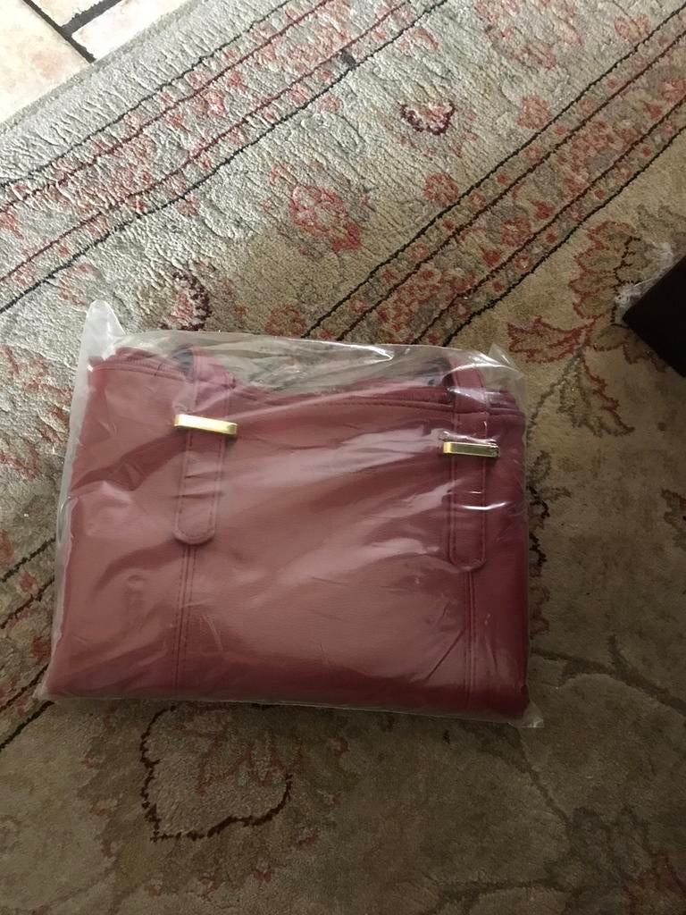 Handtas daniel hechter nieuw, Bijoux, Sacs & Beauté, Sacs | Sacs Femme, Enlèvement ou Envoi, Neuf