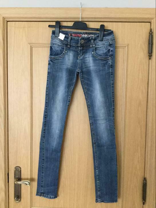 Jeans Denim Groggy Taille 36, Vêtements | Femmes, W28 - W29 (confection 36), Enlèvement ou Envoi, Denim Groggy, Comme neuf