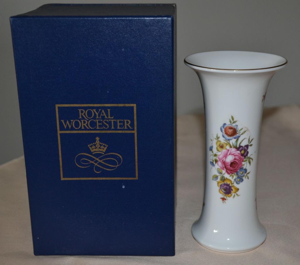 Vaas Worcester, Wit, Aardewerk of Porselein, Nieuw, Ophalen of Verzenden