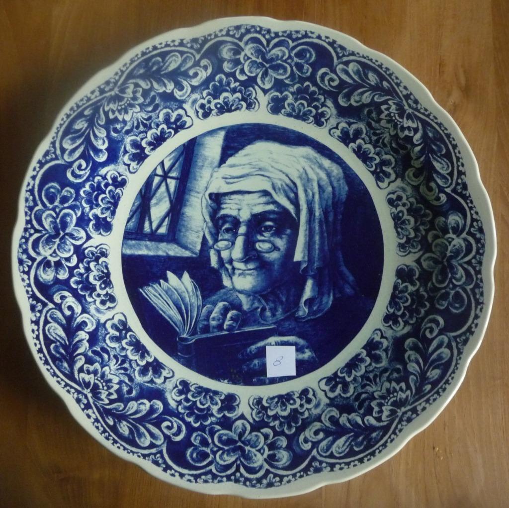 Delfts blauw Boch - vissersvrouwtje, Ophalen of Verzenden