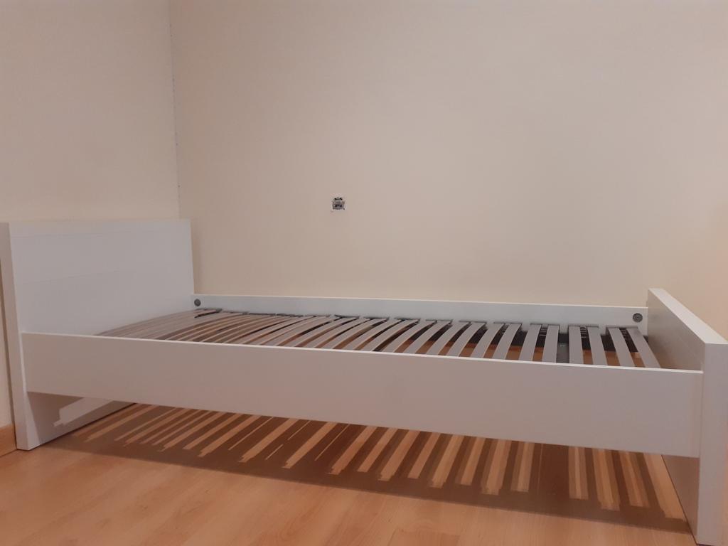 Chambre enfant/ado blanche, Enlèvement, Comme neuf