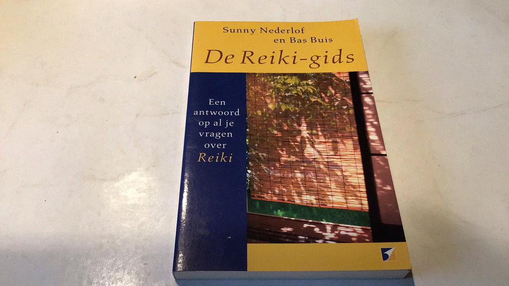 B. Tube - Le guide du Reiki [?], Enlèvement ou Envoi, Comme neuf, B. Buis; S. Nederlof