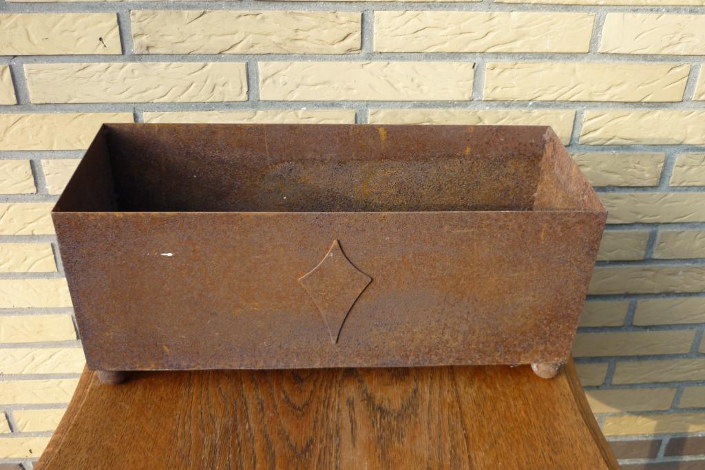 Decoratief ijzeren bloembakje (1), Gebruikt, Minder dan 30 cm, Minder dan 60 cm, Ophalen of Verzenden