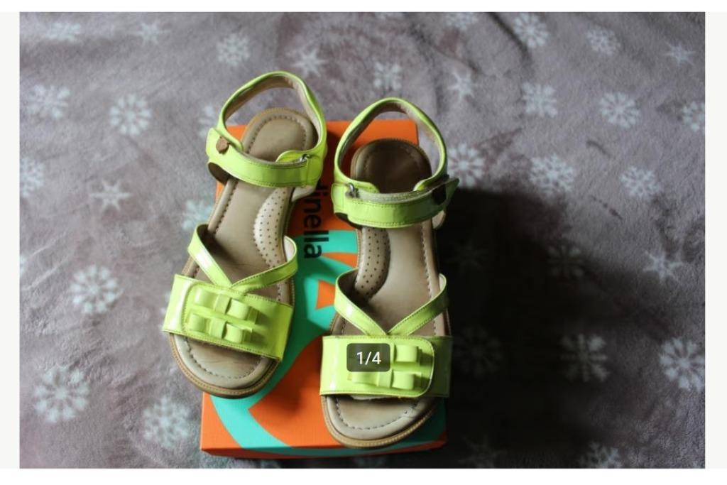 Gele sandalen Rondinella maat 35, Enfants & Bébés, Vêtements enfant | Chaussures & Chaussettes, Enlèvement ou Envoi, Rondinella
