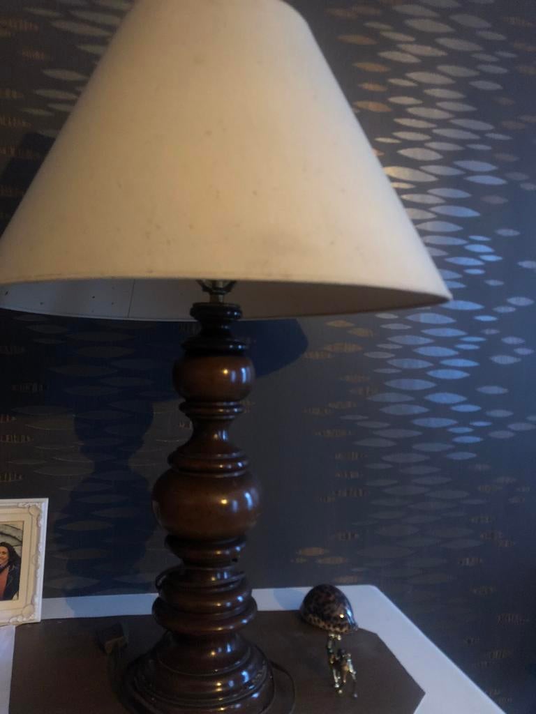 lampe de tapie, pied en bois tourné années 50, Zo goed als nieuw, Hout