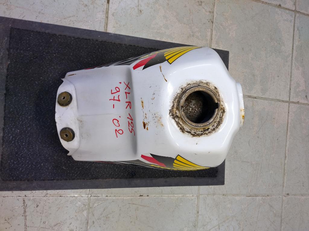 honda xlr 125 model '97-'02 benzinetank, Motos, Enlèvement ou Envoi, Utilisé