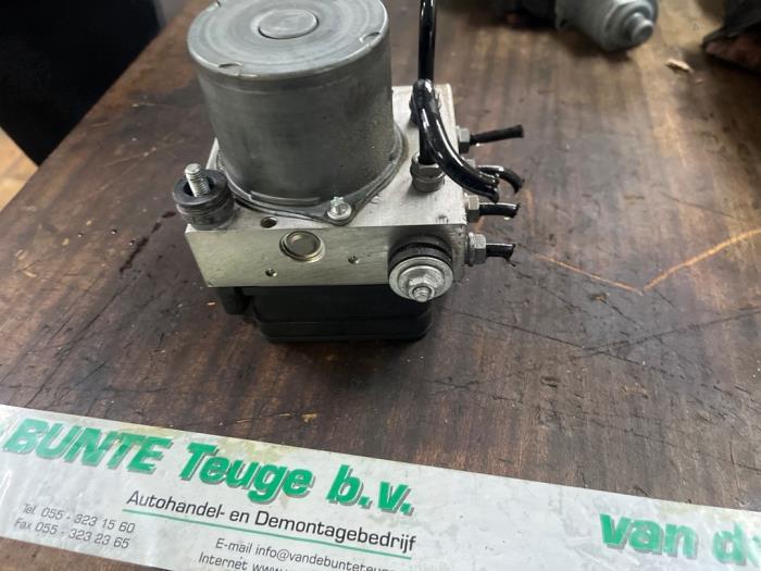 Pompe ABS d'un Volkswagen Polo, Volkswagen, -, 3 mois de garantie, Utilisé
