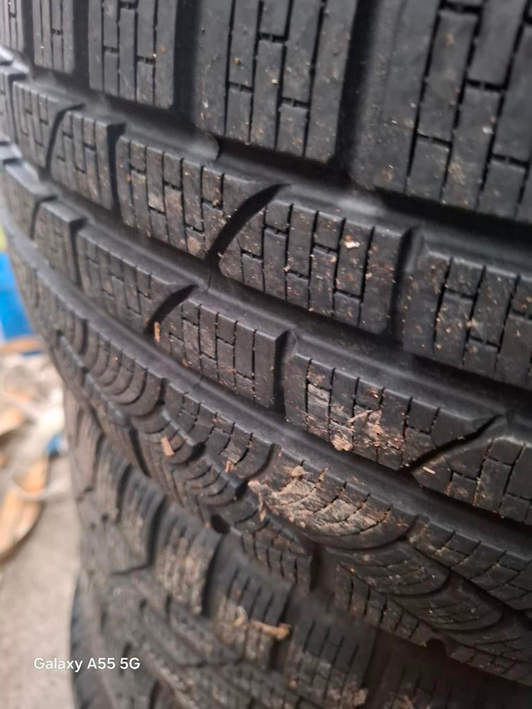 Kit hiver pour toyota était monté sur une chr, Enlèvement, Comme neuf