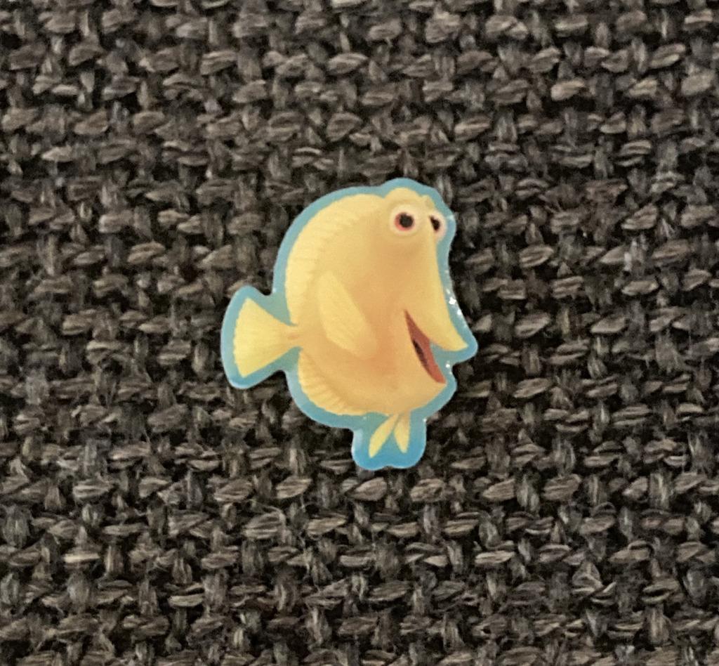 PIN - DISNEY - PIXAR - FINDING NEMO, Verzamelen, Verzenden, Zo goed als nieuw, Figuurtje, Speldje of Pin