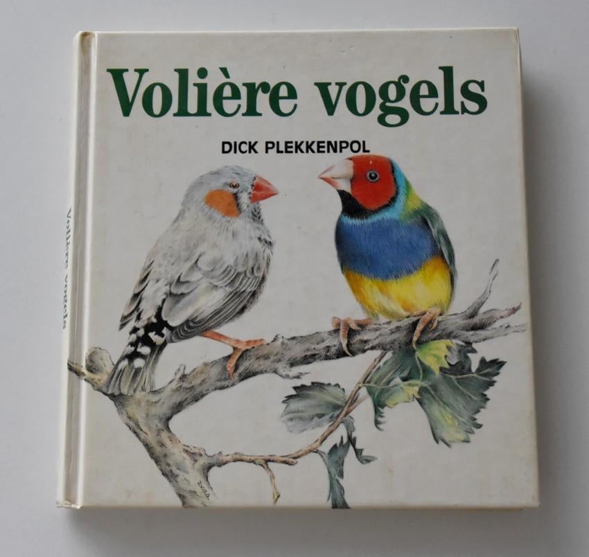Volière vogels, Boeken, Ophalen of Verzenden, Gelezen, Vogels, Dick Plekkenpol