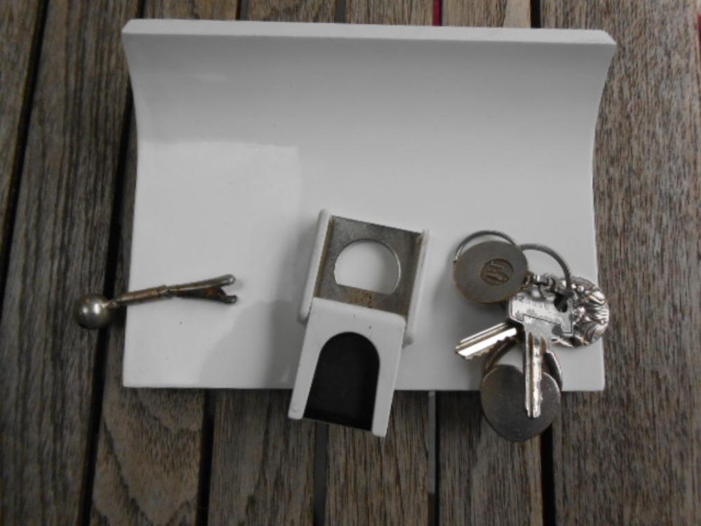 magnetische wandhouder Umbra voor sleutels 20 x 15 x 1,3, Enlèvement ou Envoi, Comme neuf