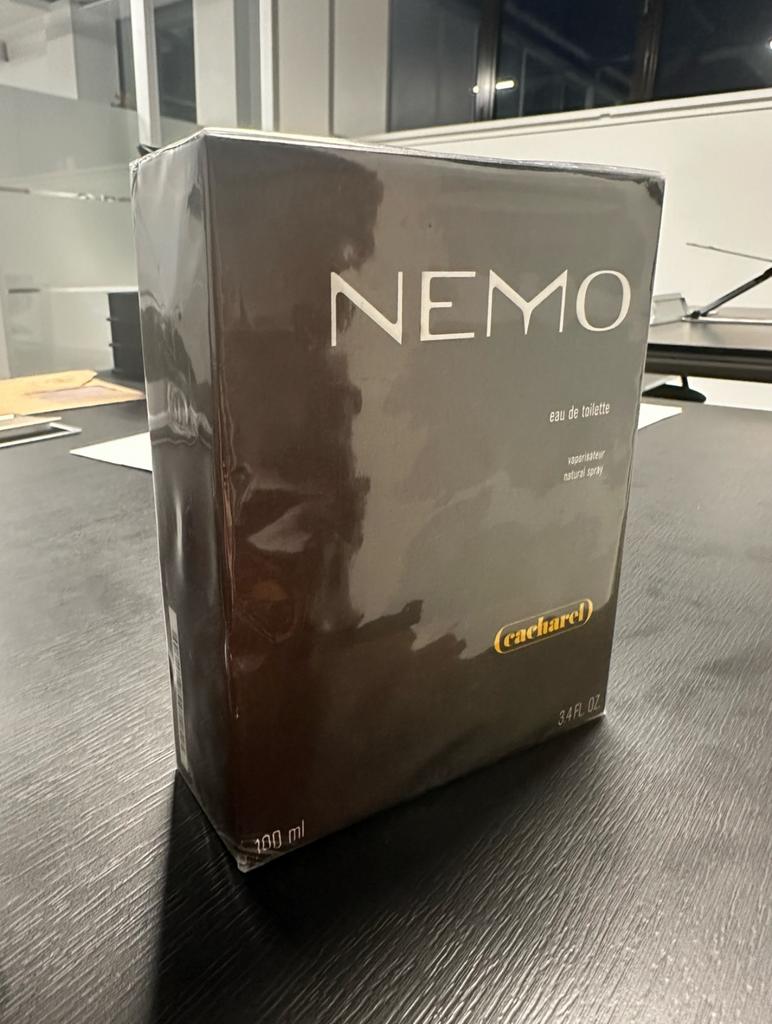Cacharel Nemo, Ophalen, Zo goed als nieuw