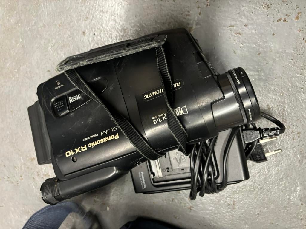 Ancienne caméra Panasonic, Ophalen, Camera