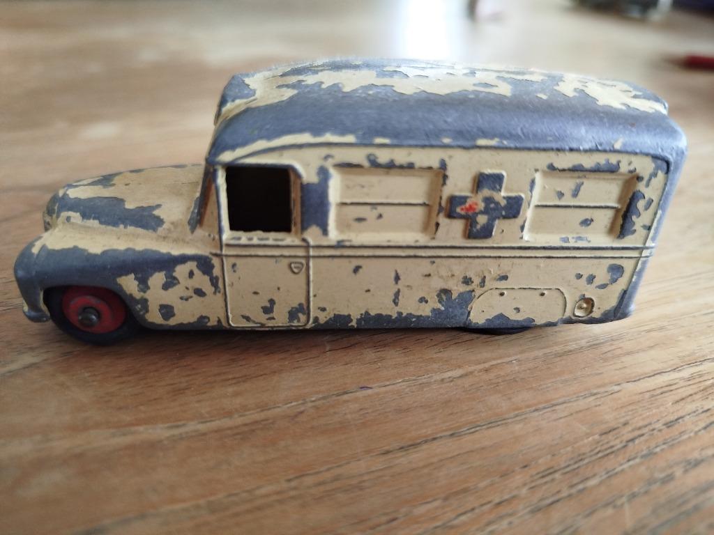 Voiture miniature- Ambulance Daimler 253- Dinky Toys, Ophalen, Overige typen