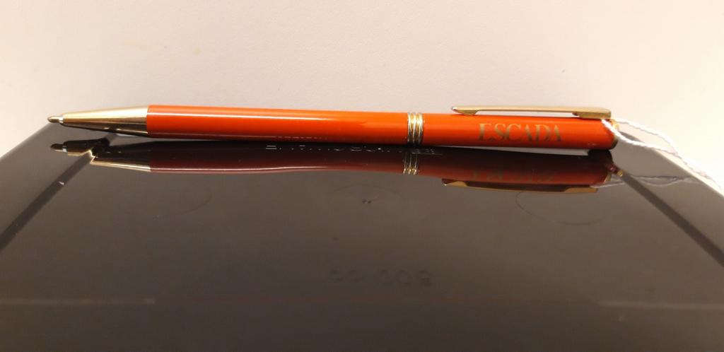 ESCADA, Vintage stylo in rode lak, jaren 90, Enlèvement ou Envoi, Neuf