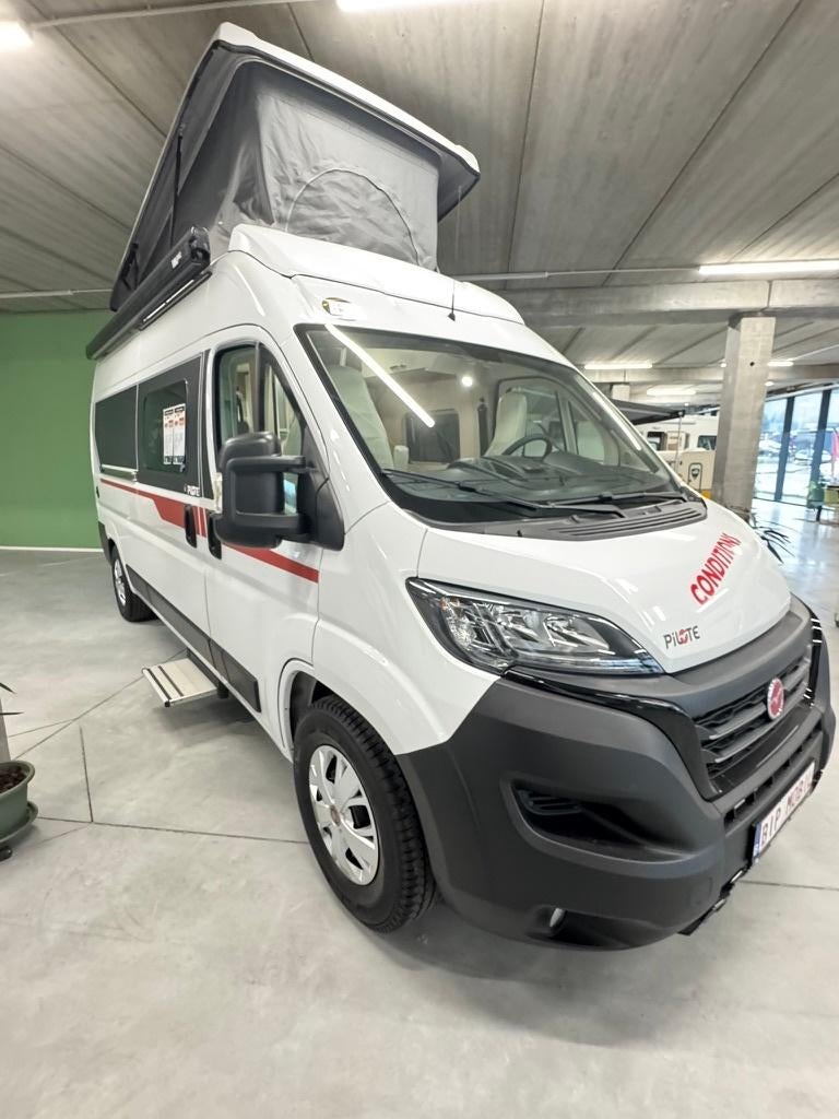 Pilote V 600 G avec toit relevable, Caravanes & Camping, Camping-cars, Jusqu'à 4, Siège standard, Fiat, Boîte manuelle