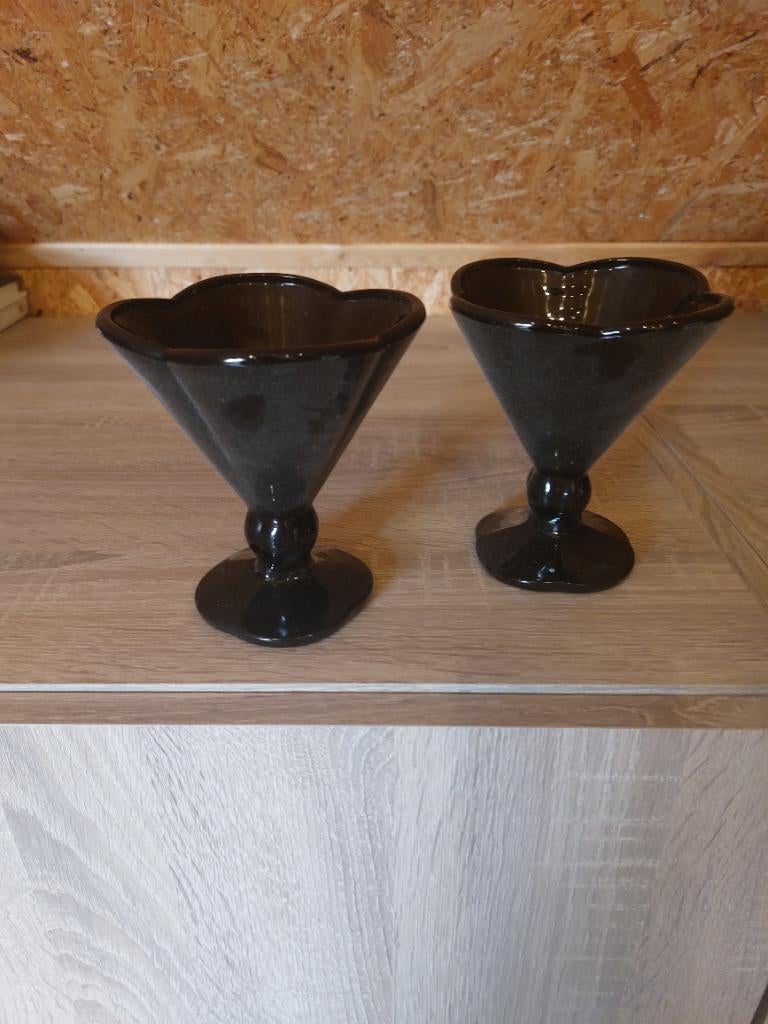 12 coupes glacées noires en verre, Uni, Enlèvement ou Envoi, Verre, Utilisé