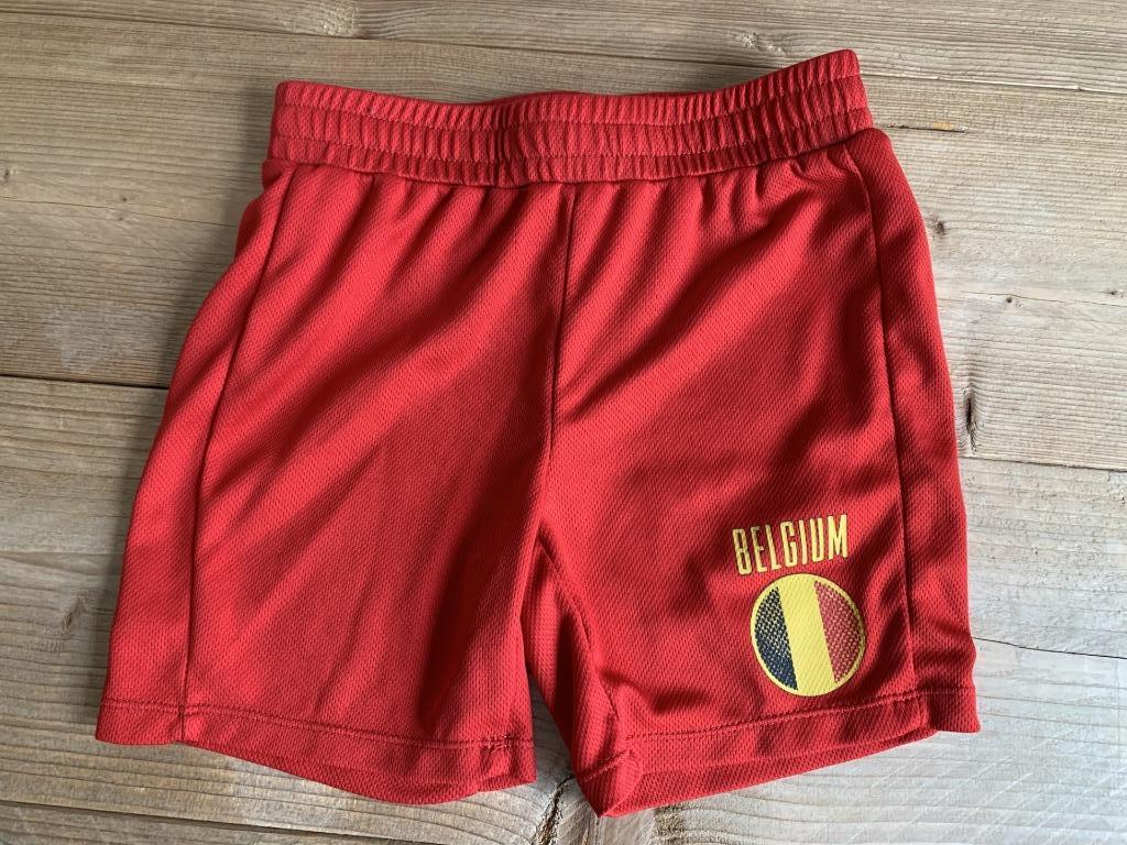 Shortje voetbal Belgium Hema maat 110, Kinderen en Baby's, Kinderkleding | Maat 110, Ophalen, Hema