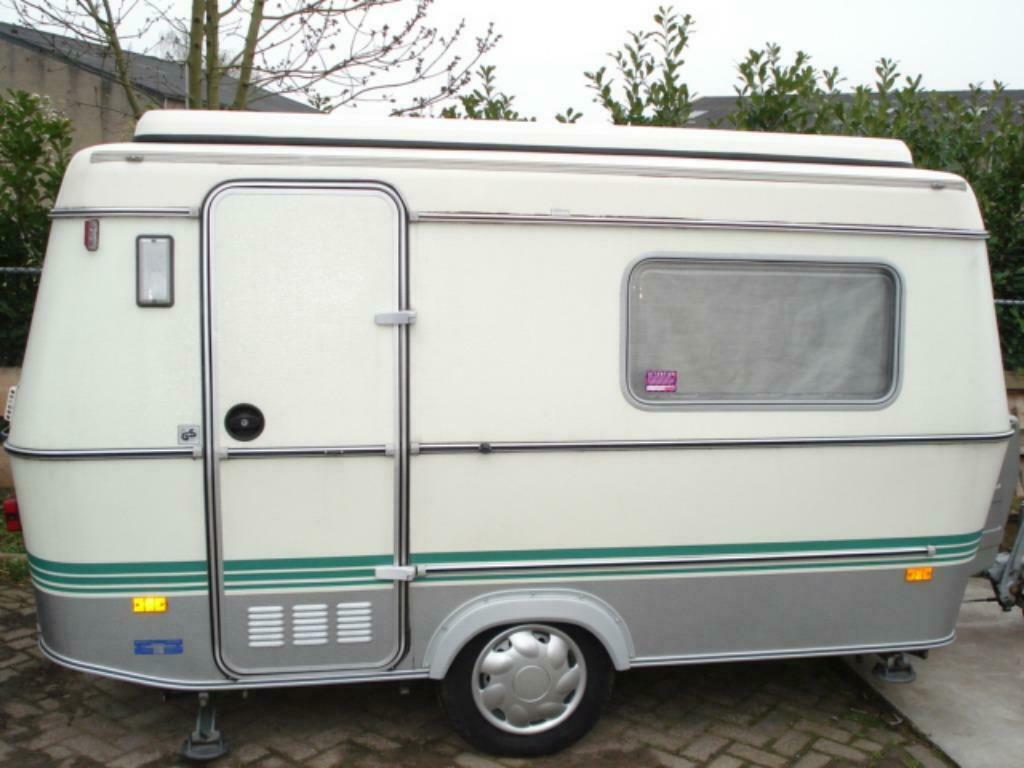 Eriba Touring recherché, Jusqu'à 4, Jusqu'à 4 m, 750 - 1000 kg, Particulier