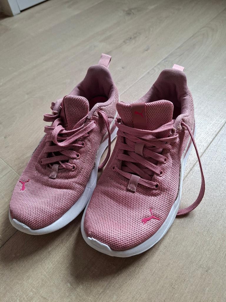 Sportschoenen Puma maat 37, Puma, Sportschoenen, Ophalen of Verzenden, Roze