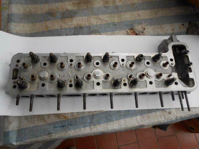 Cilinderkop voor Mercedes M127, Auto-onderdelen, Motor en Toebehoren, Mercedes-Benz, Gebruikt, Ophalen of Verzenden