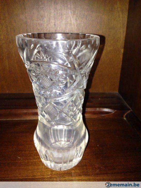 Petit vase en cristal taillé, Antiquités & Art