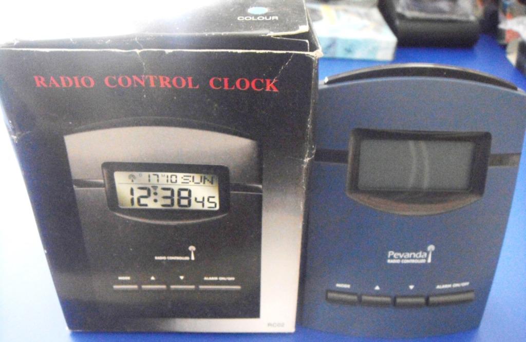 Réveil PEVANDA radio-piloté PEV RC05, rect., bleu, vintage, Maison & Meubles, Accessoires pour la Maison | Horloges, Neuf, Réveil