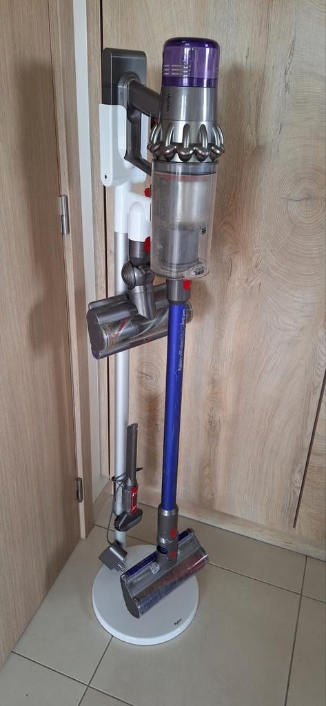 Dyson Absolute versie 11 + 2e oplader + voetsteun, Elektronische apparatuur, Stofzuigers, Ophalen, Zo goed als nieuw, Stofzuiger