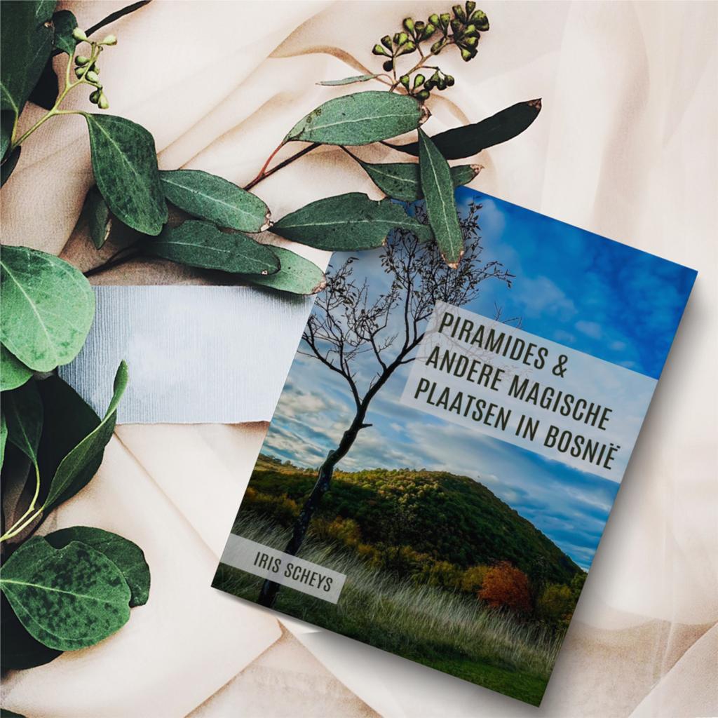 Boek: Piramides & andere magische plaatsen in Bosnië, Enlèvement ou Envoi, Neuf