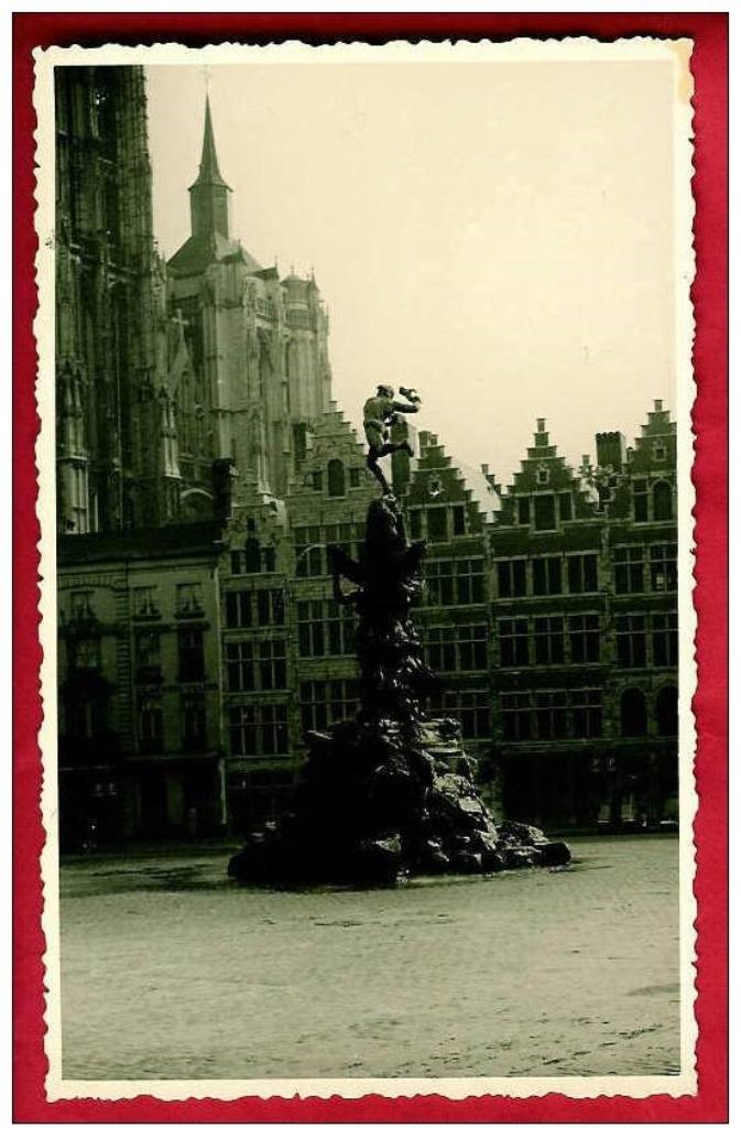Fotokaart Gevaert (8,5x13cm) Antwerpen Grote markt, Enlèvement ou Envoi, 1940 à 1960, Non affranchie, Anvers