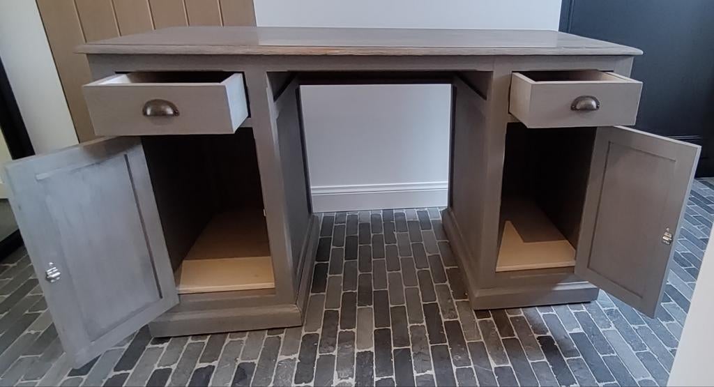 Buro / bureau, Ophalen, Zo goed als nieuw
