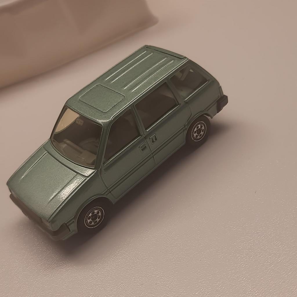 SOLIDO 1/43 nr.1341: NISSAN PRAIRIE*MIB*NEW*, Hobby en Vrije tijd, Modelauto's | 1:43, Nieuw, Auto, Solido, Ophalen