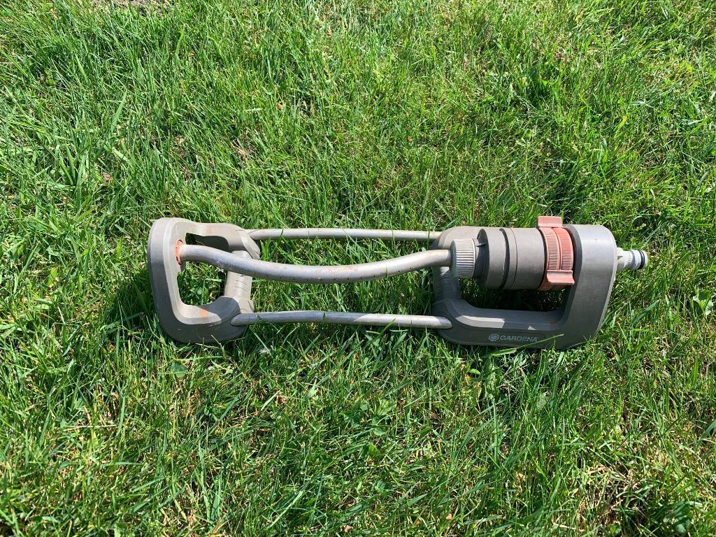 tuinsproeier-zwenksproeier gardena, Tuin en Terras, Ophalen of Verzenden, Zo goed als nieuw, Zwenksproeier