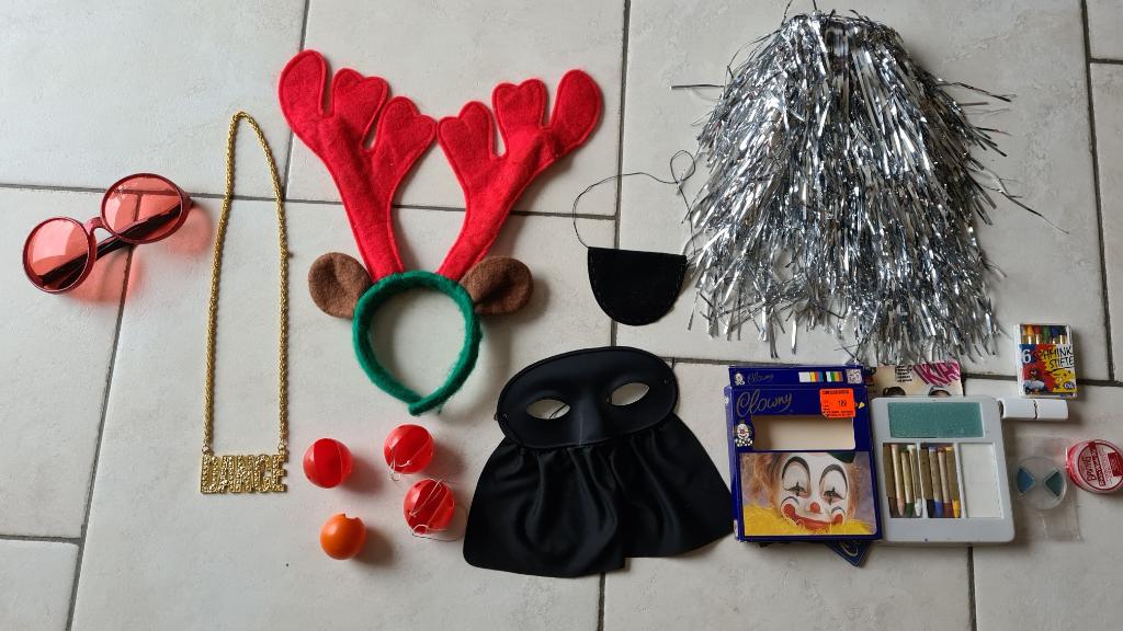 Set accessoires voor carnaval/kostuum/vermomming, Kinderen en Baby's, Carnavalskleding en Verkleedspullen, Ophalen of Verzenden