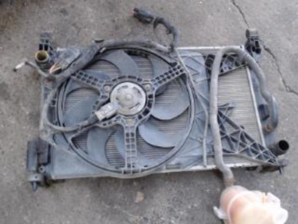 Radiateur Opel Corsa D 1.3CDTi 70kw A13DTE LP/14292, Enlèvement, Utilisé, Opel