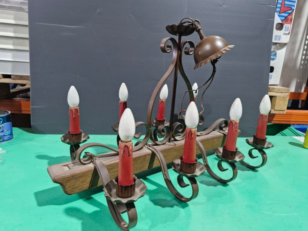 2 lustres rustiques en bois de chêne et fer forgé 8 lampes, Antiquités & Art, Enlèvement