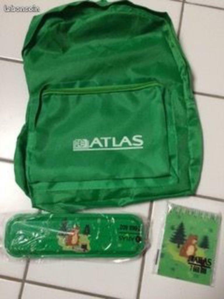 lot neuf et emballé enfant : sac à dos + trousse plumier + c, Enlèvement ou Envoi, Neuf, Découverte