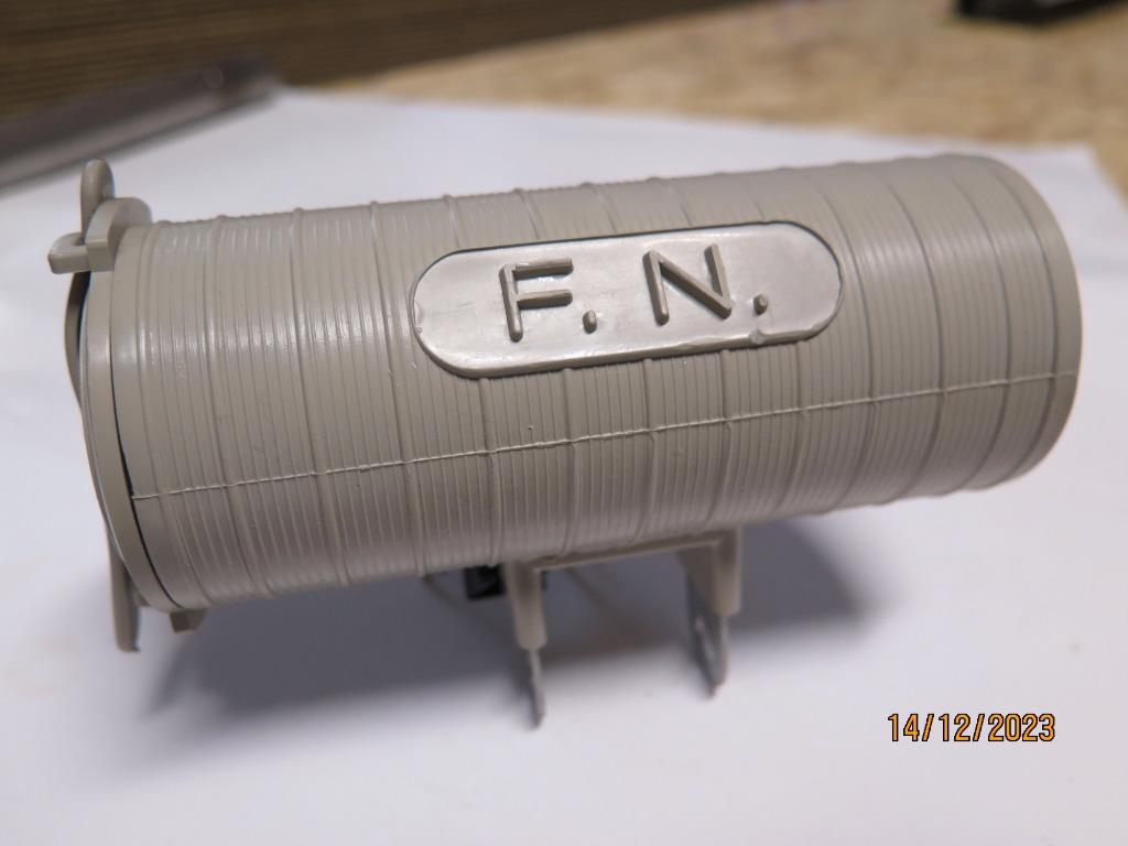 FN 50ccVELOMOTEUR BOITE  a OUTILS Nouveau, Envoi, Neuf
