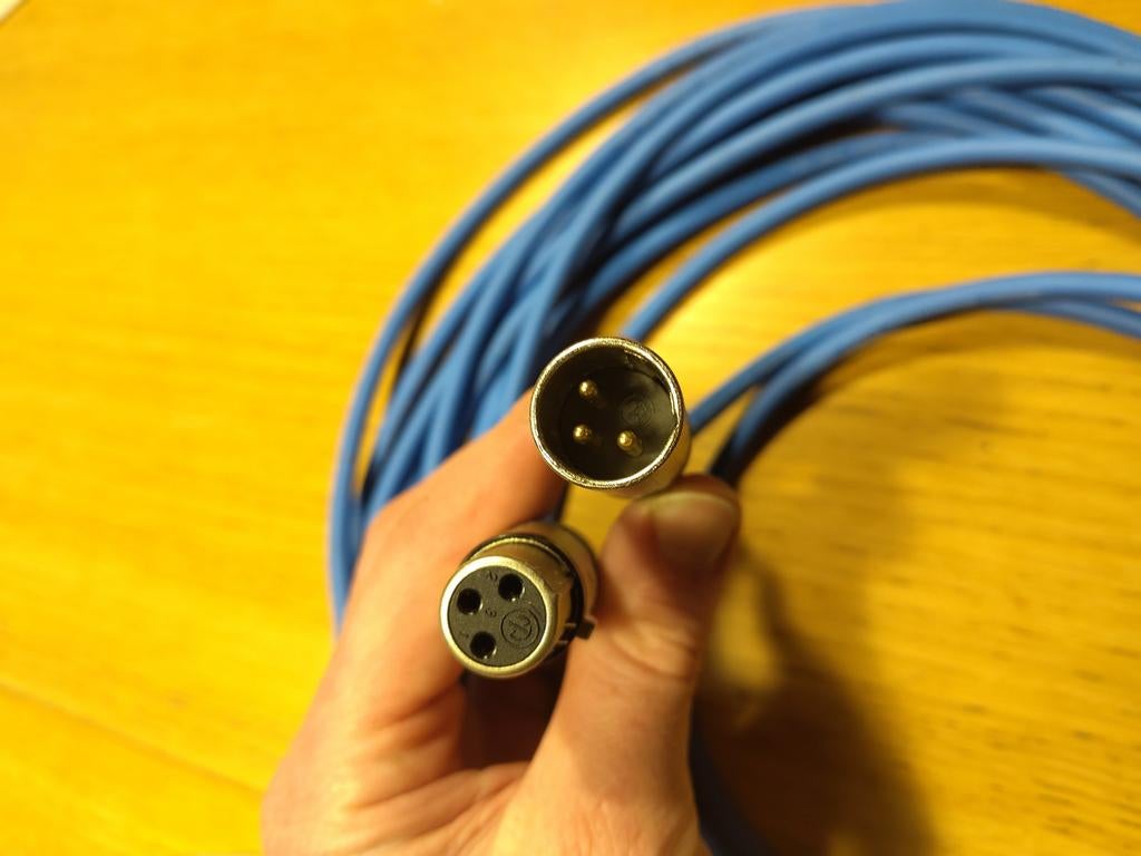 Neutrik Cordial microfoonkabel 220, Muziek en Instrumenten, Kabels en Stekkers, Ophalen