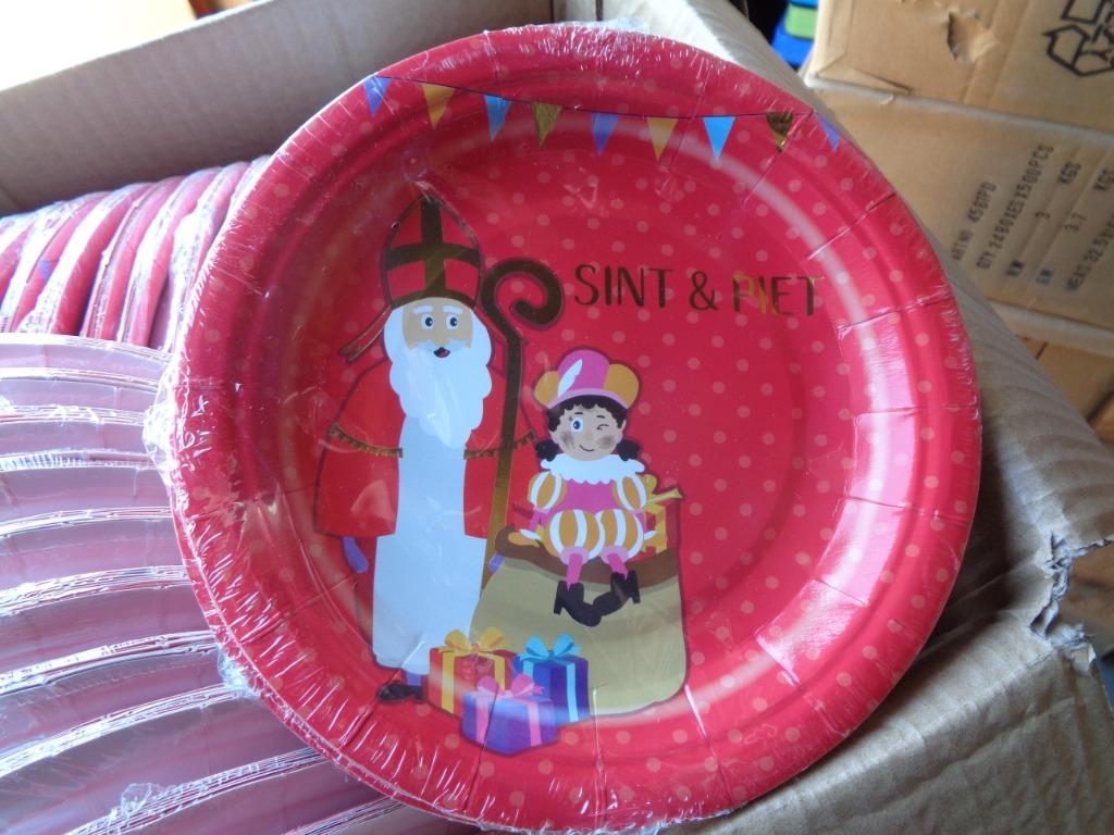PARTIJ BORDJES SINT EN PIET PER 15 STUKS  18CM, Ophalen of Verzenden, Nieuw