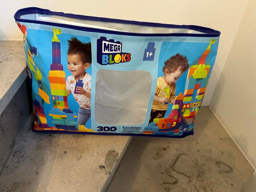 Méga blocs de Fisher Price multicolores et multiformes., Enfants & Bébés, Jouets | Blocs de construction, Comme neuf, Enlèvement