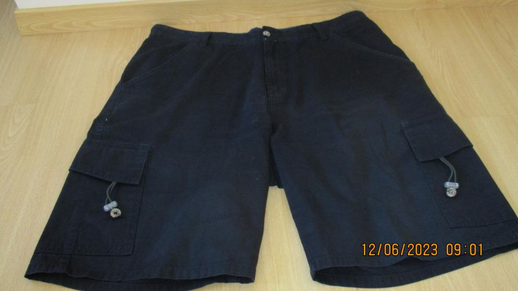 Bermuda Homme, Enlèvement ou Envoi, Porté, Héro by Wrangler