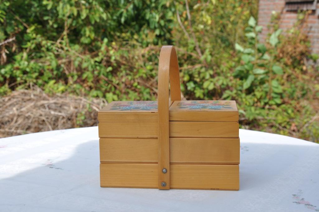 §  boite a couture d'enfant en bois, Ophalen of Verzenden