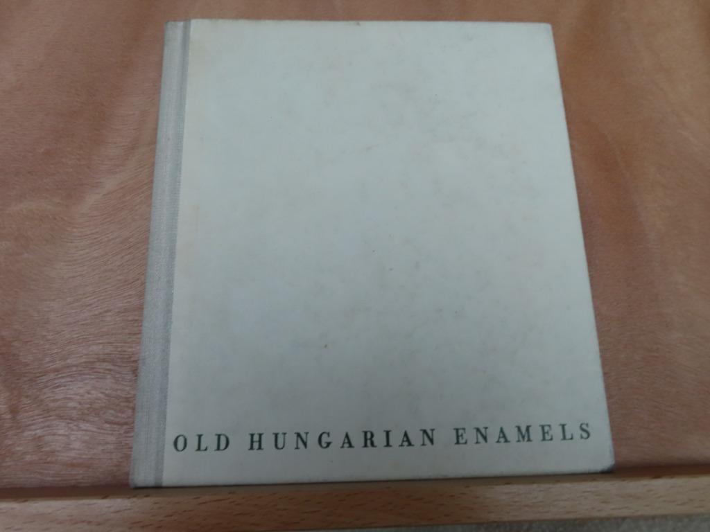 Émaux de Hongrie anciens Editeur : Corvina Budapest, Enlèvement ou Envoi, Comme neuf, Autres sujets/thèmes, Corvina Budapest