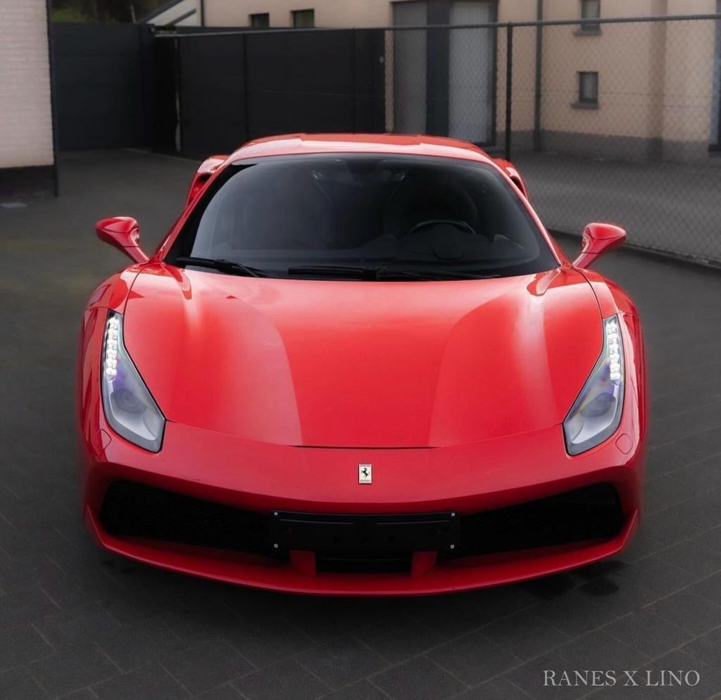 Auto’s Levent️    Bij deze bieden we deze Prachtige Ferrari, Auto's, Ferrari, Automaat, Te koop, USB, Rood