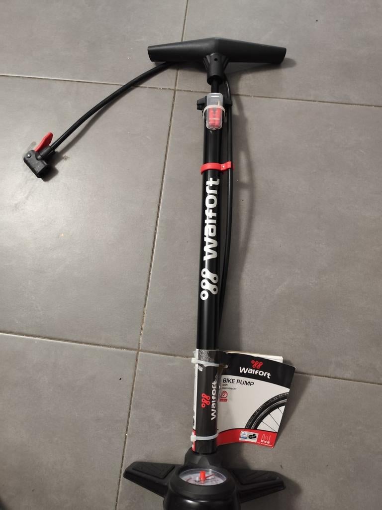 Vemo pomp voor motorscooters, Ophalen of Verzenden