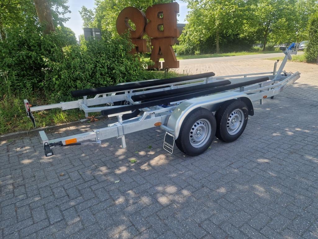 VL2700 - sloep of skiboot trailer - nieuw op stock, Watersport en Boten, Ophalen, Nieuw, Dubbelassig (tandemas)