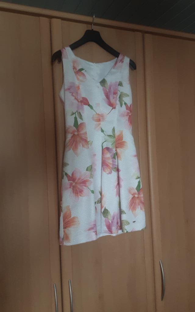 Kleedje, Kleding | Dames, Overige kleuren, Ophalen of Verzenden, Gedragen, Boven de knie